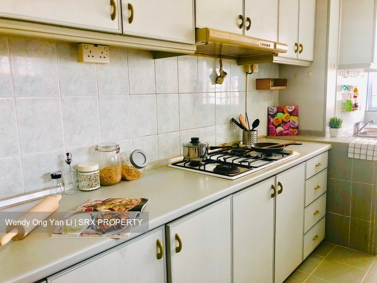 Blk 165 Woodlands Street 13 (Woodlands), HDB 5 Rooms #198871592